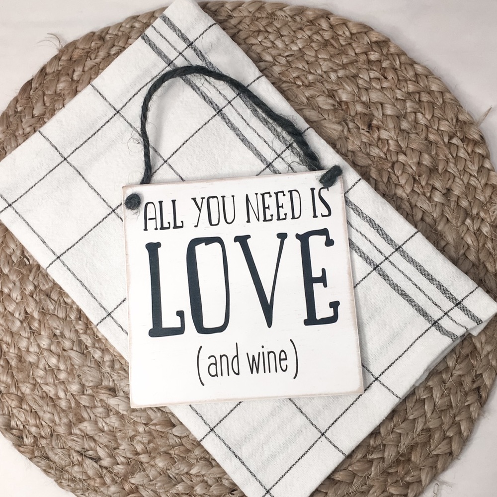 🛒2/$18!🛒 All You Need Is Love And Wine Sign - Picture 4 of 5